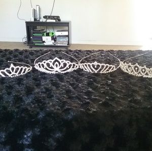 Meet your Posher, Monika